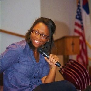 Meet your Posher, S’ambrosia